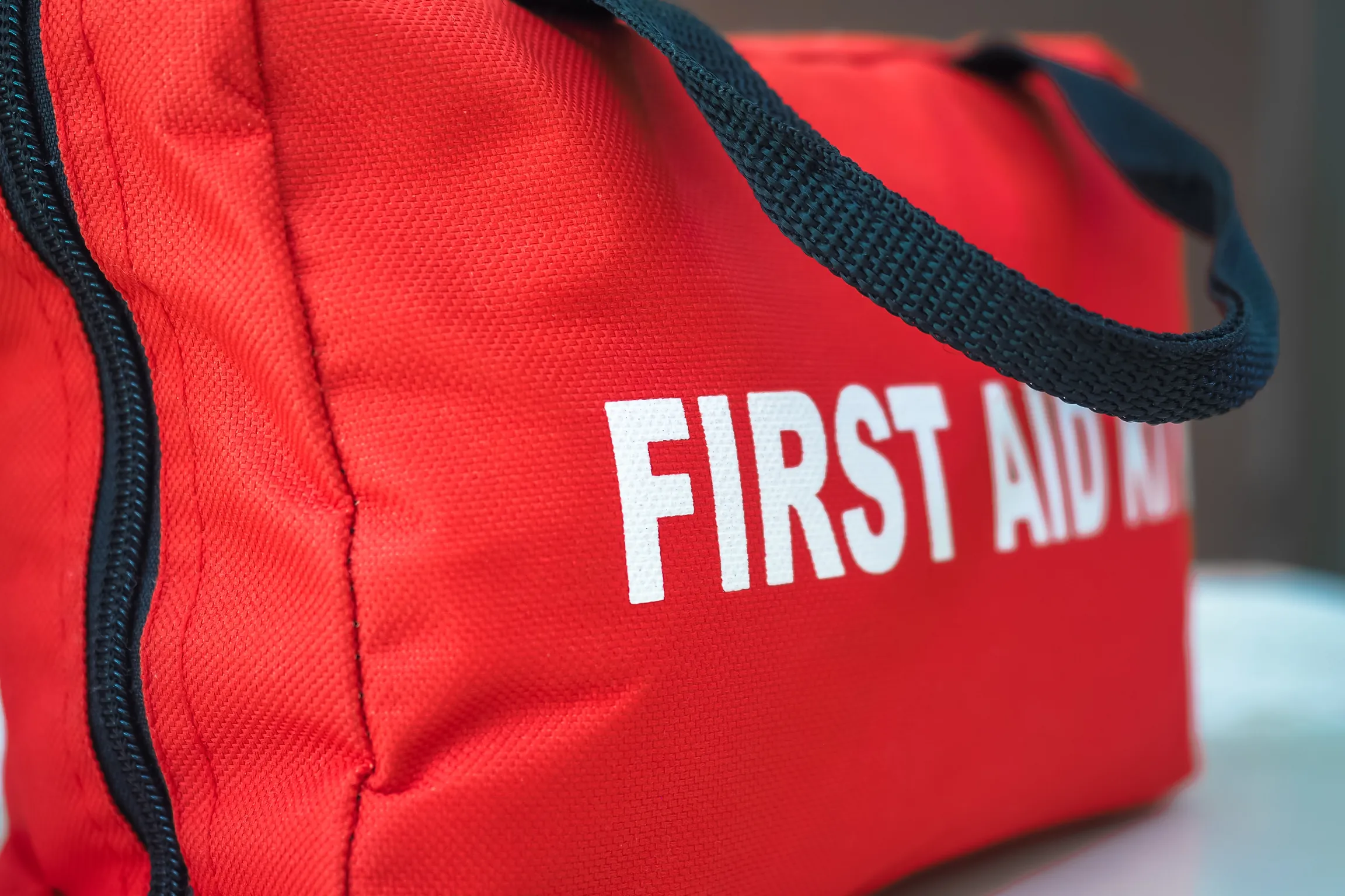 EMERGENCY KIT